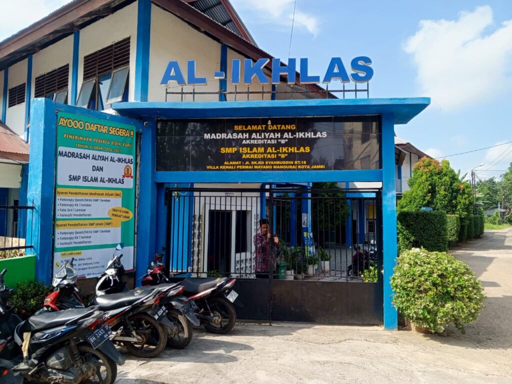 Yayasan Al-Ikhlas